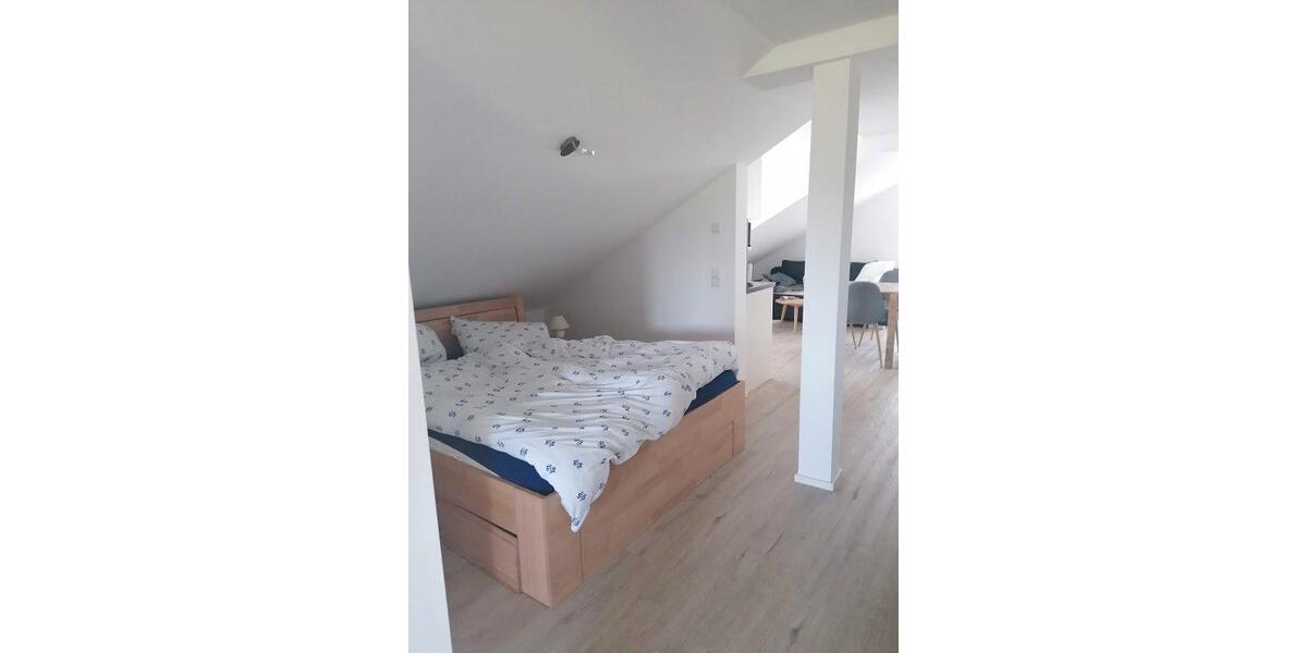 Dachgeschoßwohnung Karlskron - 1 Zimmer, 38 m&sup2;, 500&euro; | Angebot:26394206