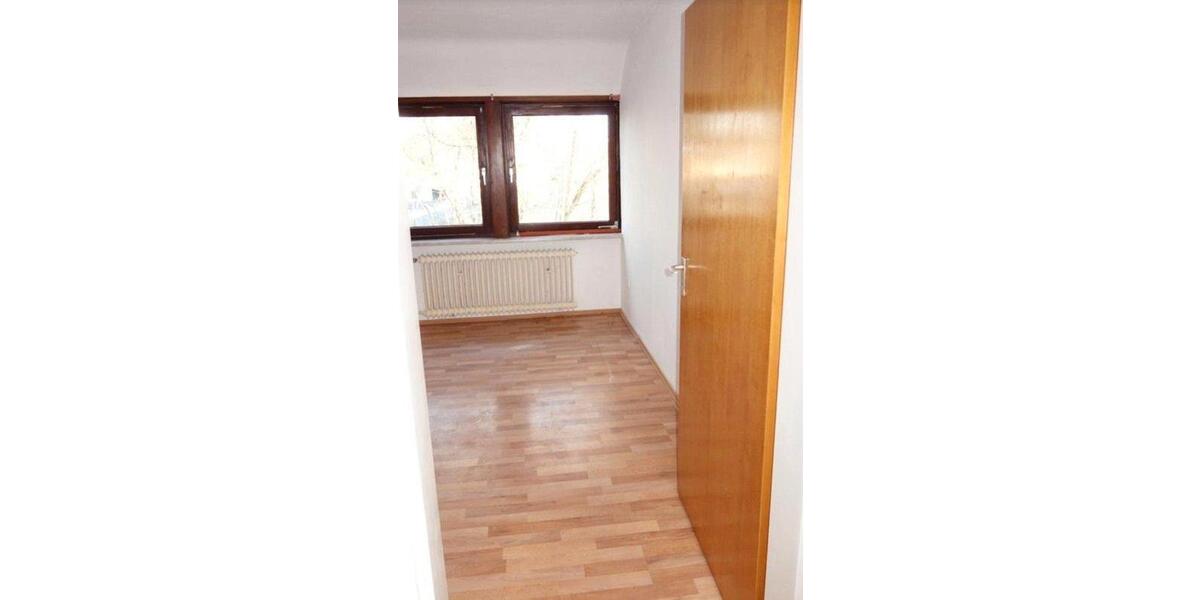 Mehrfamilienhaus, Wohnhaus Bremen Blumenthal - 6 Zimmer, 144 m&sup2;, 320.000&euro; | Angebot:26985410