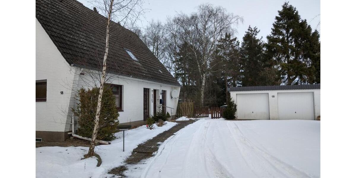 Einfamilienhaus Eggebek - 4 Zimmer, 137 m&sup2;, 1.100&euro; | Angebot:25178244