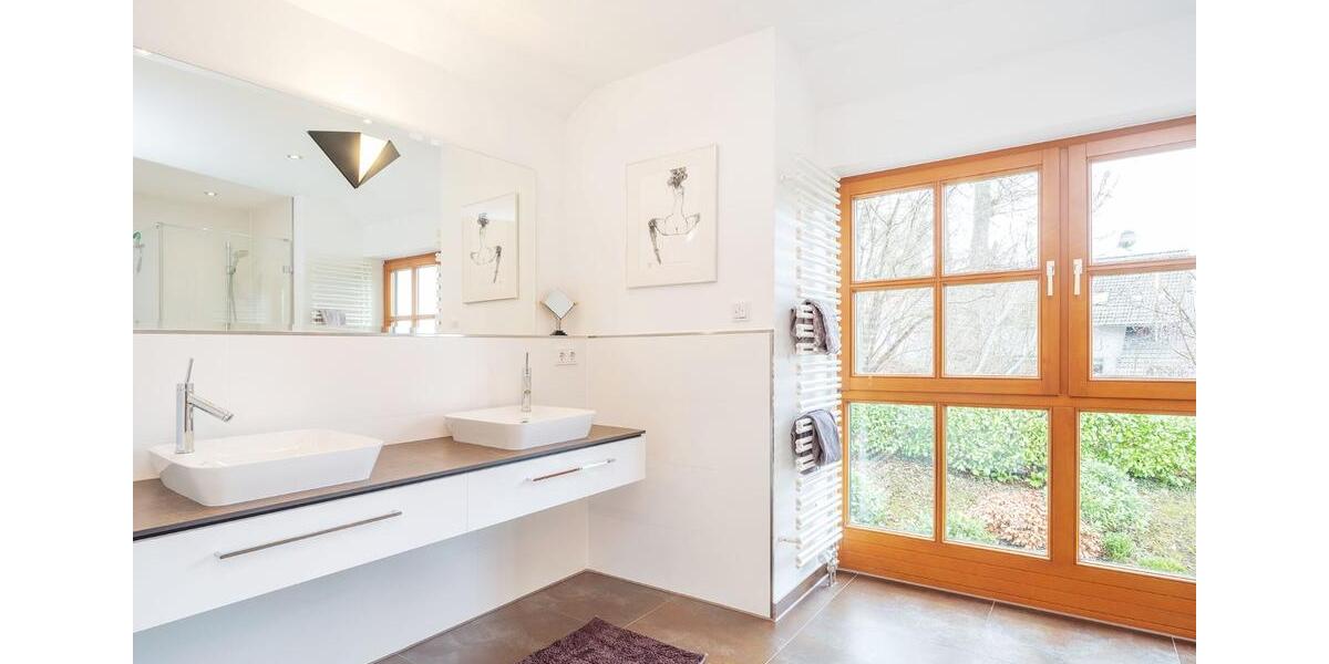 Doppelhaushälfte Herrsching am Ammersee - 7 Zimmer, 260 m&sup2;, 1.690.000&euro; | Angebot:25872171