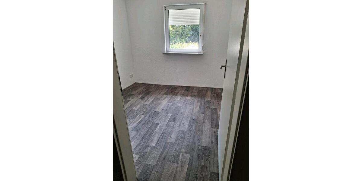 Erdgeschoßwohnung Göppingen - 4 Zimmer, 90 m&sup2;, 440.000&euro; | Angebot:27118155