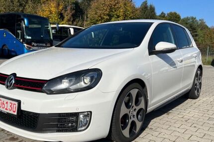VW Golf 200.000 km 9.000 &euro; Waldkraiburg 84478