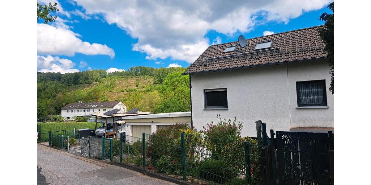 Doppelhaushälfte Neuenrade - 4 Zimmer, 156 m&sup2;, 244.000&euro; | Angebot:26907947