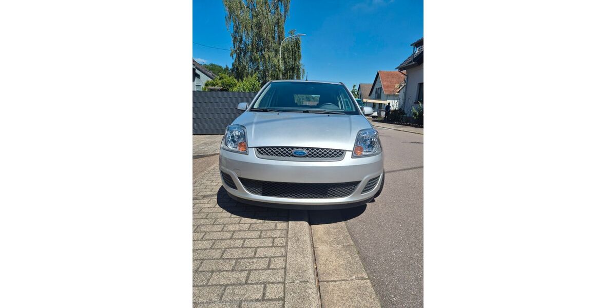 Ford Fiesta 67.500 km 3.200 &euro; Ensdorf 66806