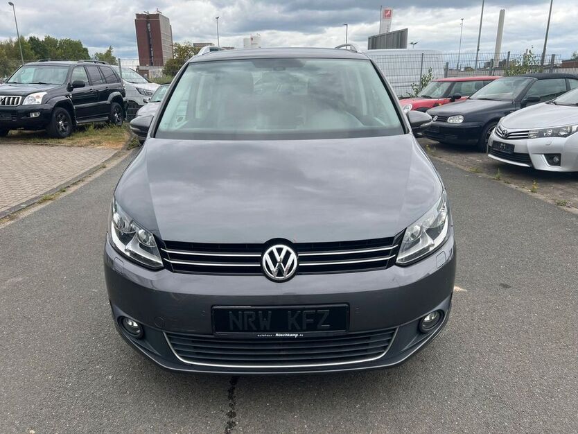 VW Touran 245.587 km 4.700 € Hamm 59067