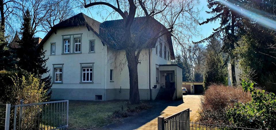 Mietwohnung: 5-Raum Wohnung