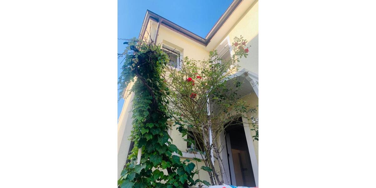 Einfamilienhaus Mannheim Feudenheim - 9 Zimmer, 180 m&sup2;, 450&euro; | Angebot:26089094