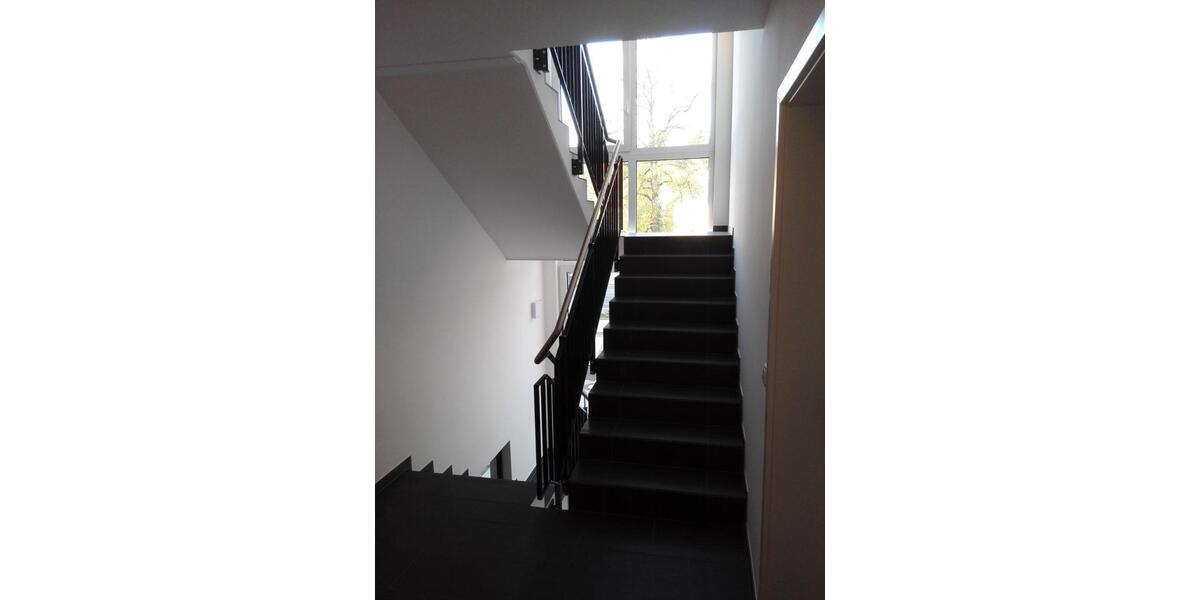 Etagenwohnung Erkner - 3 Zimmer, 86 m&sup2;, 1.300&euro; | Angebot:25887980