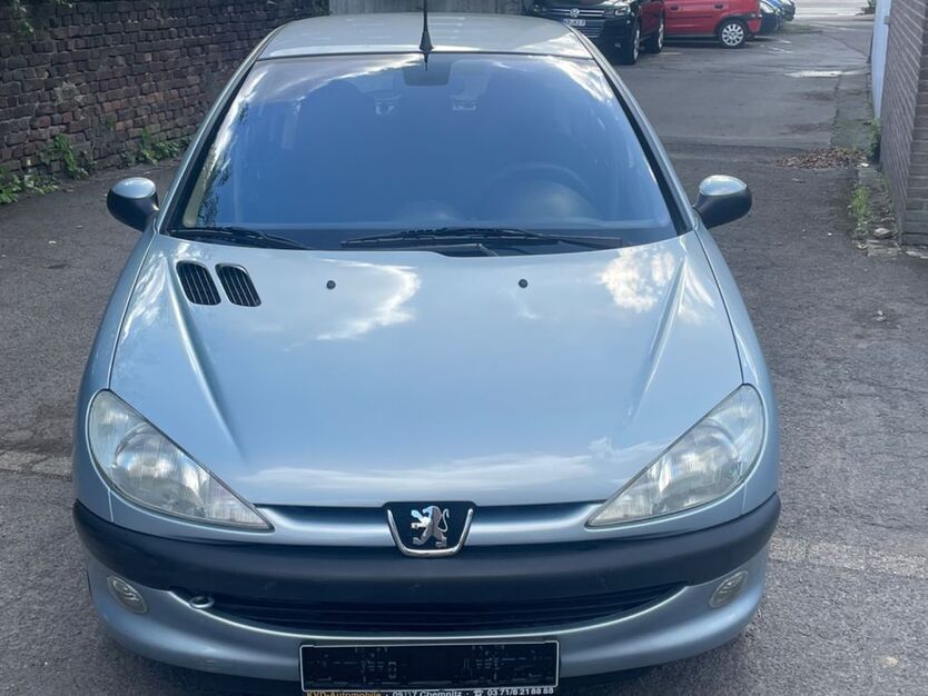 Peugeot 206 101.051 km 2.950 € Krefeld 47799