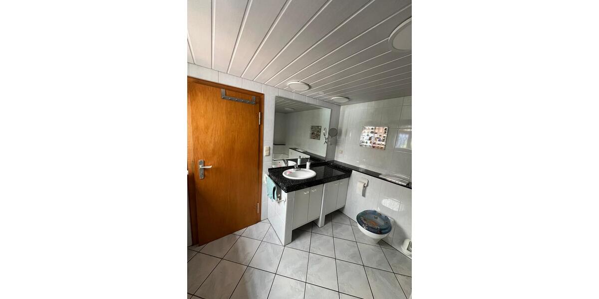 Einfamilienhaus Holzminden - 4 Zimmer, 90 m&sup2;, 225.000&euro; | Angebot:27091391