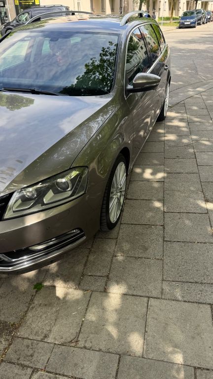 VW Passat 155.000 km 7.200 € München 81373