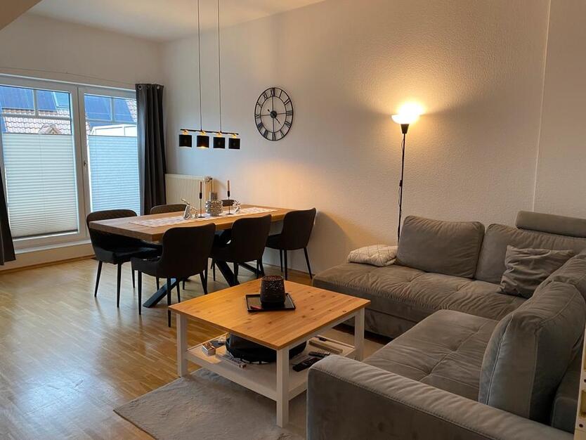 3 Zi Whg mit Balkon, neuem Bad uvm