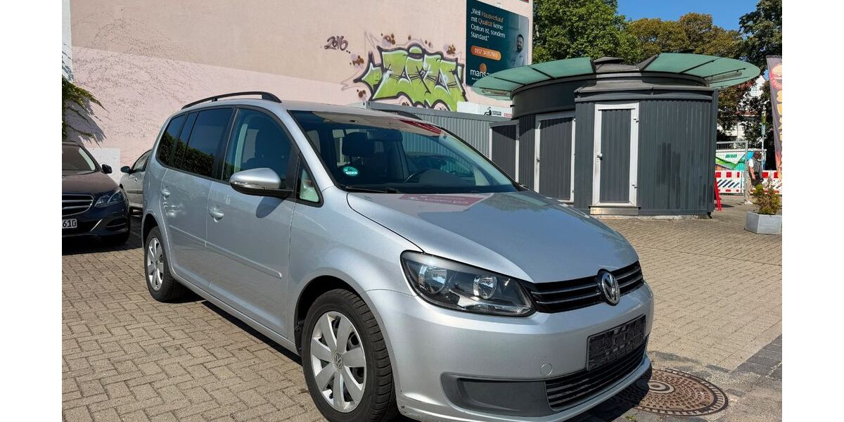 VW Touran 225.000 km 5.790 &euro; Magdeburg 39112