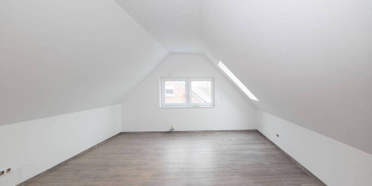 Etagenwohnung Hemmoor Warstade - 3 Zimmer, 96 m&sup2;, 995&euro; | Angebot:26596108
