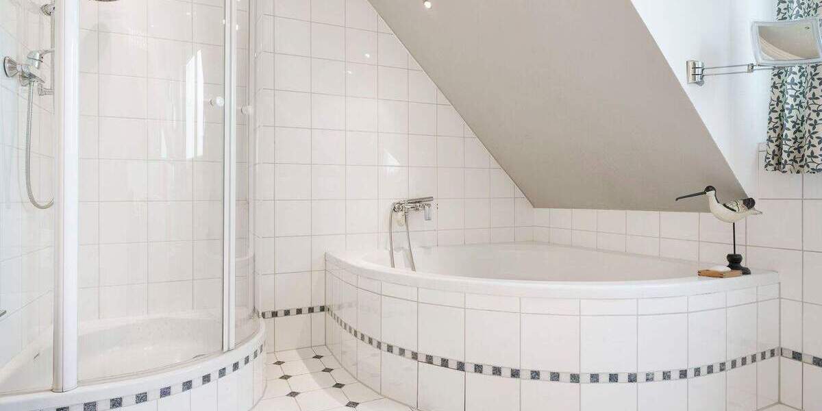 Doppelhaushälfte Stahnsdorf Güterfelde - 5 Zimmer, 180 m&sup2;, 749.000&euro; | Angebot:25749373