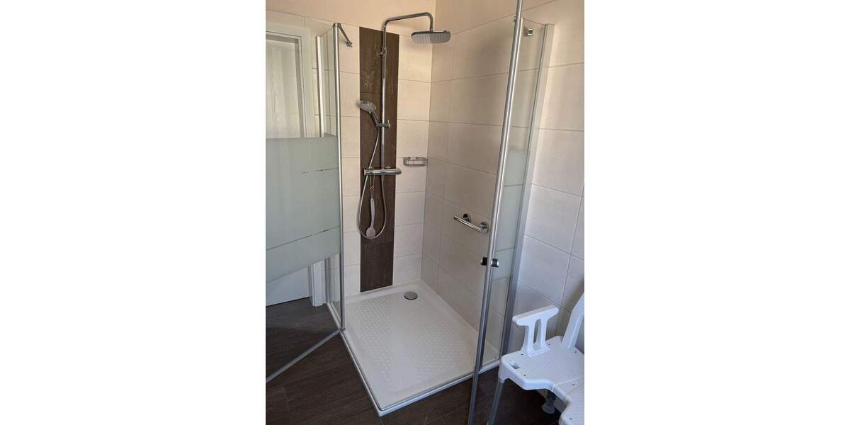 Charmante Mietwohnung mit großzügigem Balkon in Höhenlage von Engelskirchen 3 zimmer