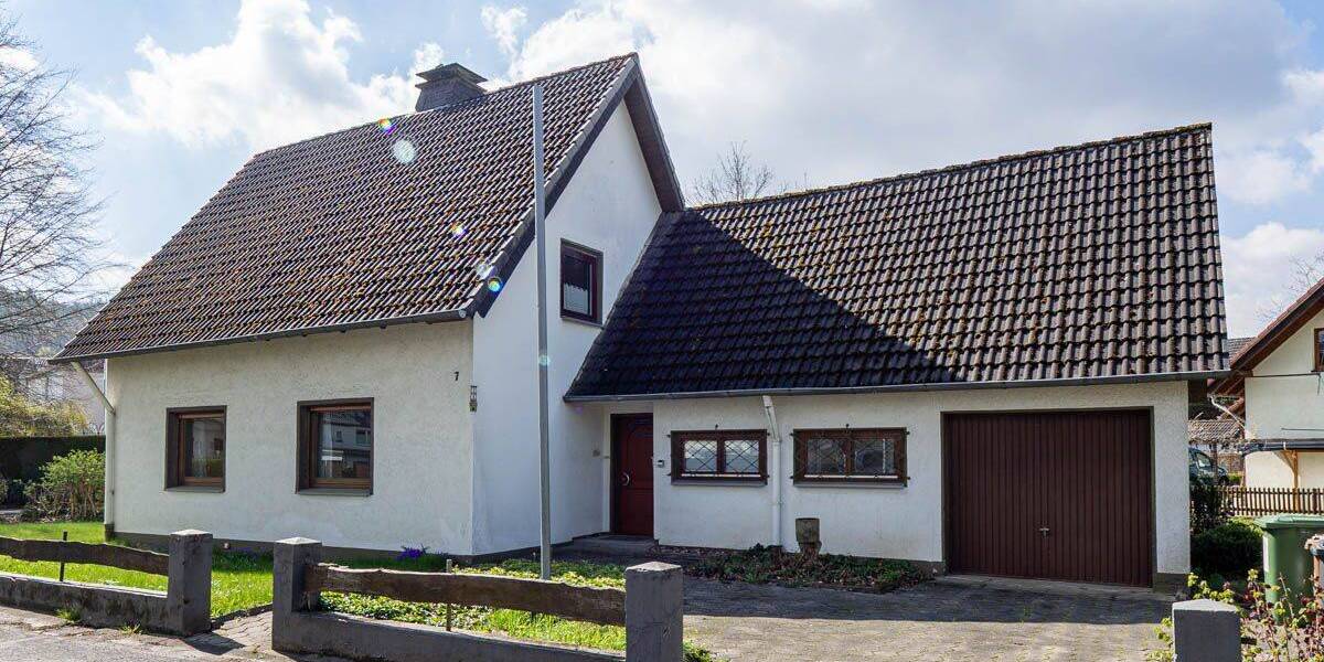 Einfamilienhaus Sundern Allendorf - 6 Zimmer, 165 m&sup2;, 219.000&euro; | Angebot:26499409