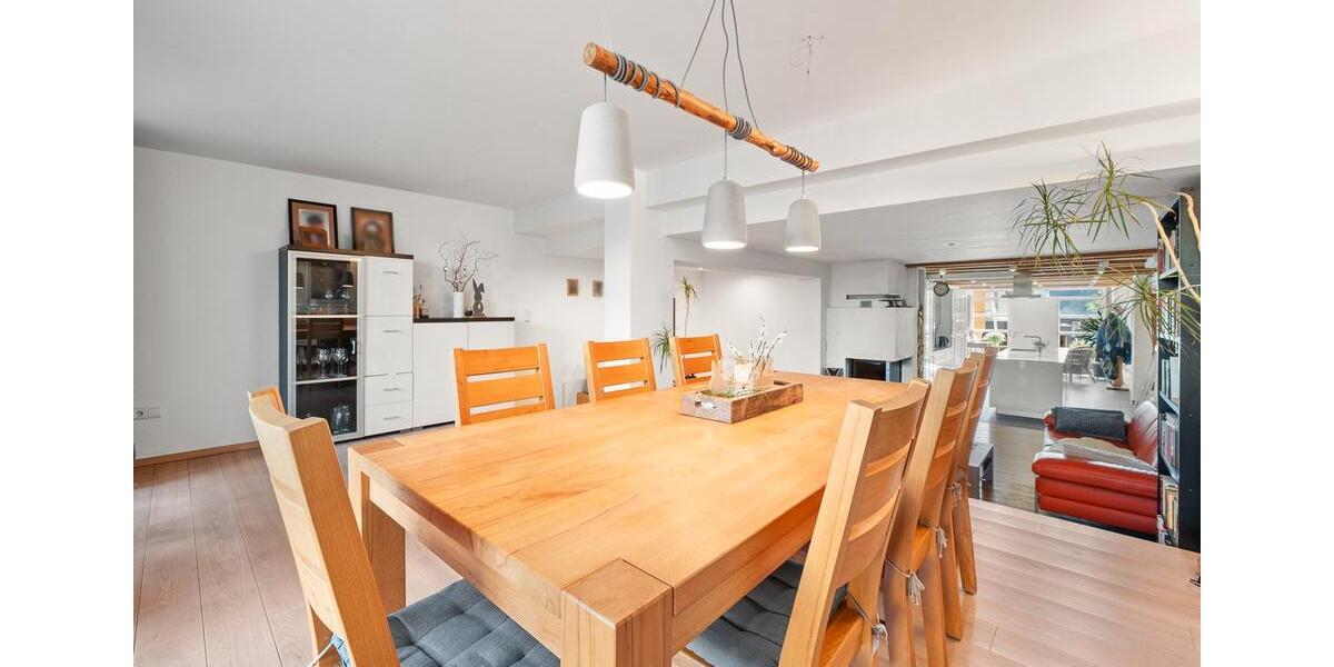 Maisonettenwohnung Engen - 4.5 Zimmer, 155 m&sup2;, 499.000&euro; | Angebot:26975116