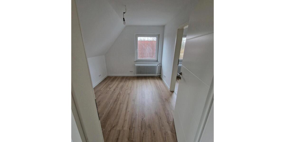 Einfamilienhaus Oldenburg Etzhorn - 4 Zimmer, 100 m&sup2;, 1.160&euro; | Angebot:26354055