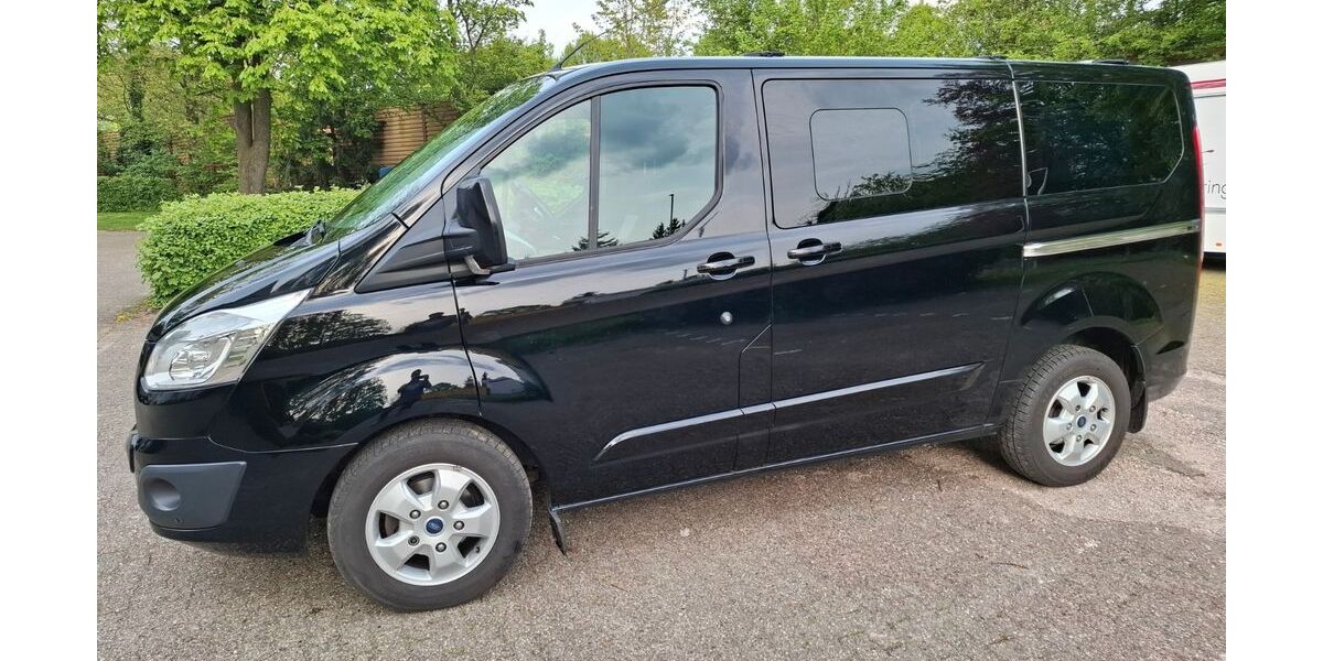 Ford Tourneo Custom 182.000 km 17.900 &euro; Oberhausen 46047