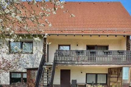 Haus Schauenburg / Breitenbach Breitenbach - 8 Zimmer, 221 m&sup2;, 345.000&euro; | Angebot:25747179