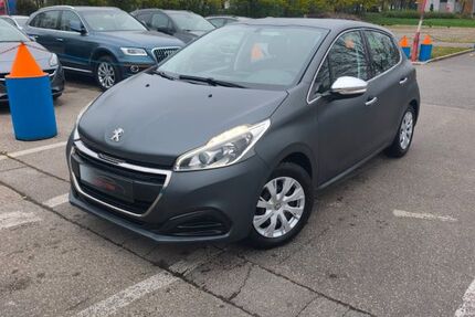Peugeot 208 105.000 km 4.300 &euro; München 80939