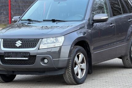 Suzuki Grand Vitara 218.000 km 5.900 &euro; Windhausen 37539