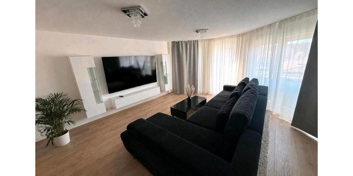 Dachgeschoßwohnung Laichingen - 3.5 Zimmer, 115 m&sup2;, 1.180&euro; | Angebot:26550372