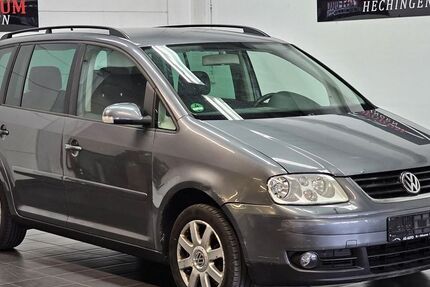 VW Touran 223.000 km 2.250 &euro; Hechingen 72379