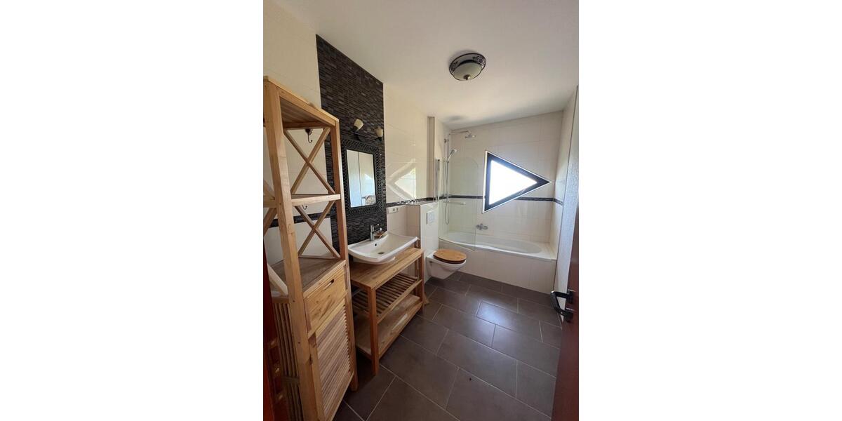Etagenwohnung Saarlouis - 5 Zimmer, 116 m&sup2;, 239.000&euro; | Angebot:26468273