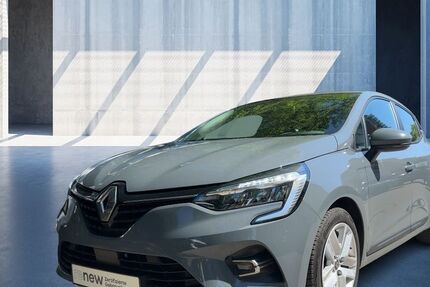 Renault Clio 42.361 km 12.990 &euro; Hamburg 22763