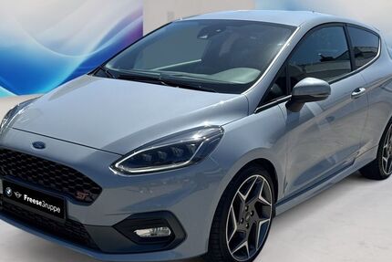 Ford Fiesta 66.832 km 16.950 &euro; Wilhelmshaven 26389