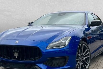Maserati Quattroporte 10.000 km 149.999 &euro; Karlsruhe 76187