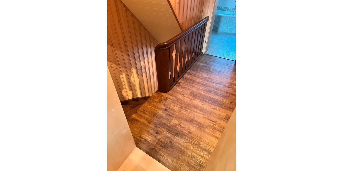 Reihenhaus Sonneberg - 5 Zimmer, 110 m&sup2;, 1.000&euro; | Angebot:23688109