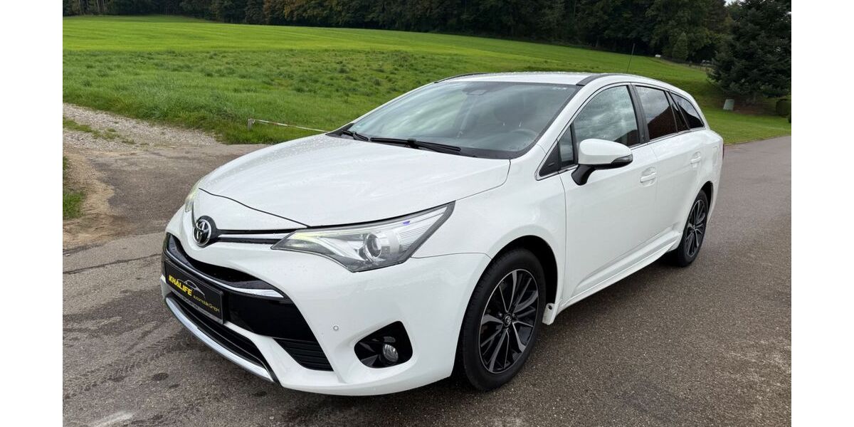 Toyota Avensis 204.610 km 7.799 &euro; Winterbach bei Günzburg 89368