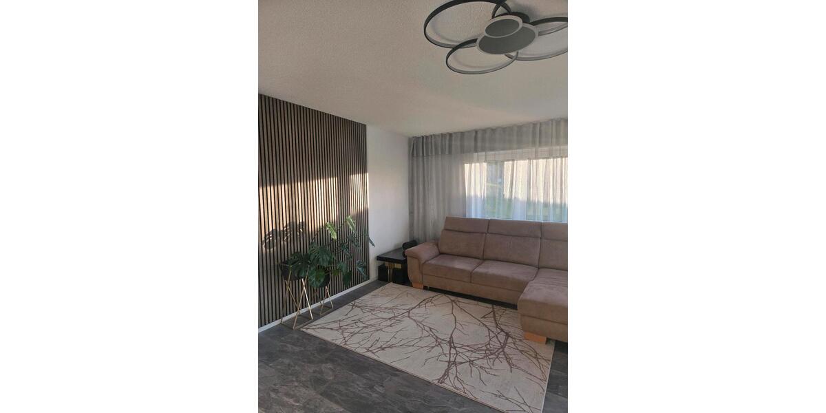 Erdgeschoßwohnung Trossingen - 4 Zimmer, 99 m&sup2;, 350.000&euro; | Angebot:26226476