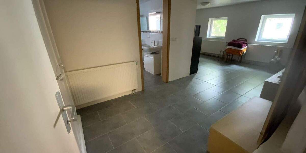 Bauernhaus, Landhaus Allendorf Aschau - 6 Zimmer, 244 m&sup2;, 250.000&euro; | Angebot:25670805