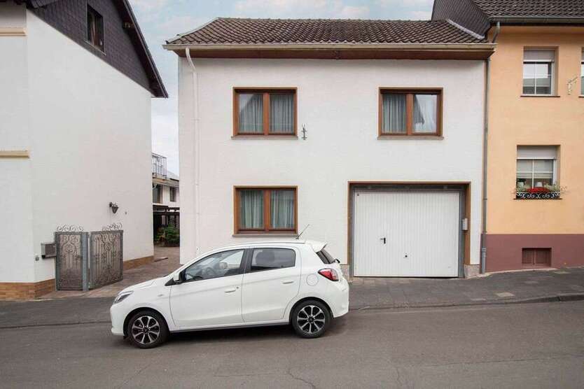 Haus zum Kaufen in Grafschaft 199.000 € 102.25 m²