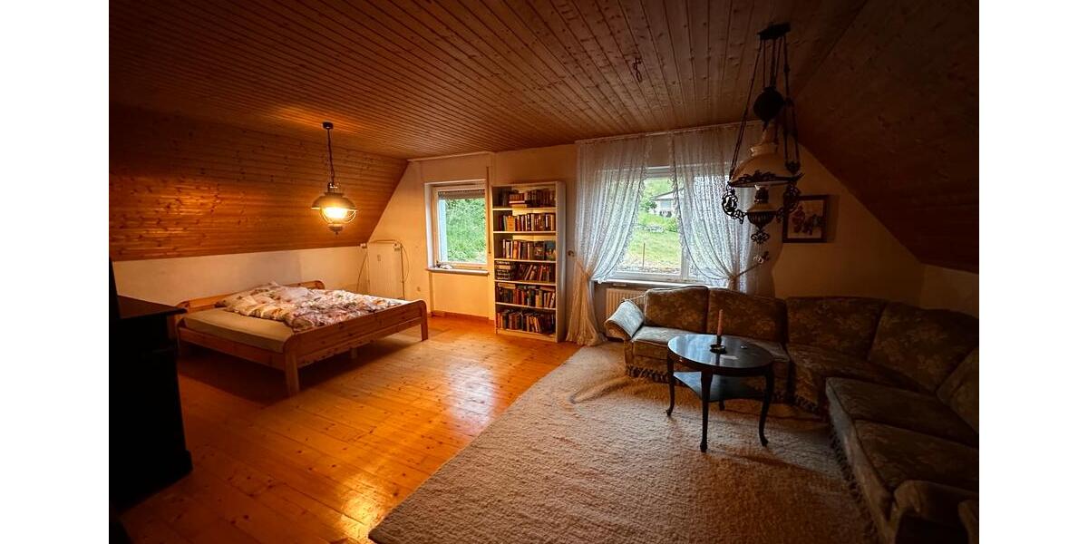 Einfamilienhaus Marsberg - 9 Zimmer, 180 m&sup2;, 199.000&euro; | Angebot:27079077