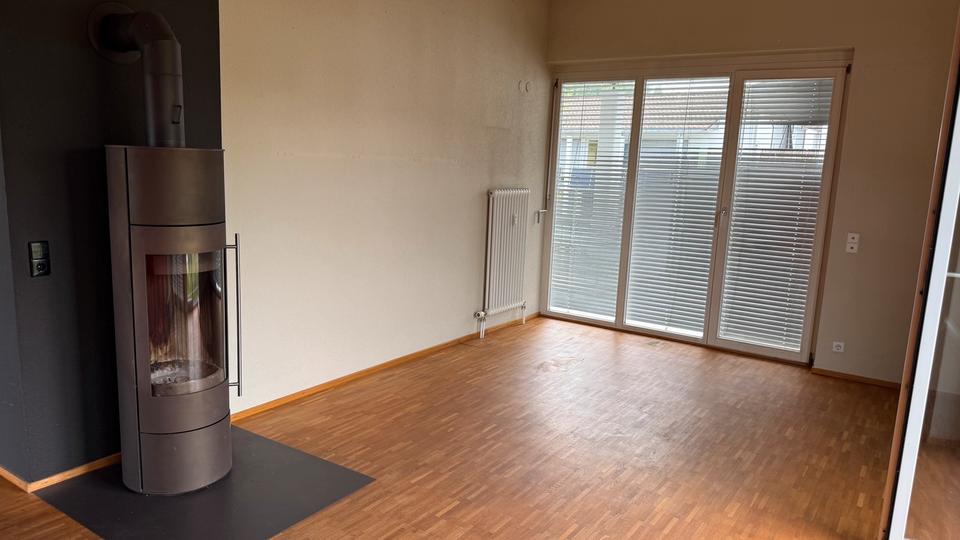 Dachgeschoßwohnung Weilheim - 3.5 Zimmer, 90 m&sup2;, 1.000&euro; | Angebot:26367572