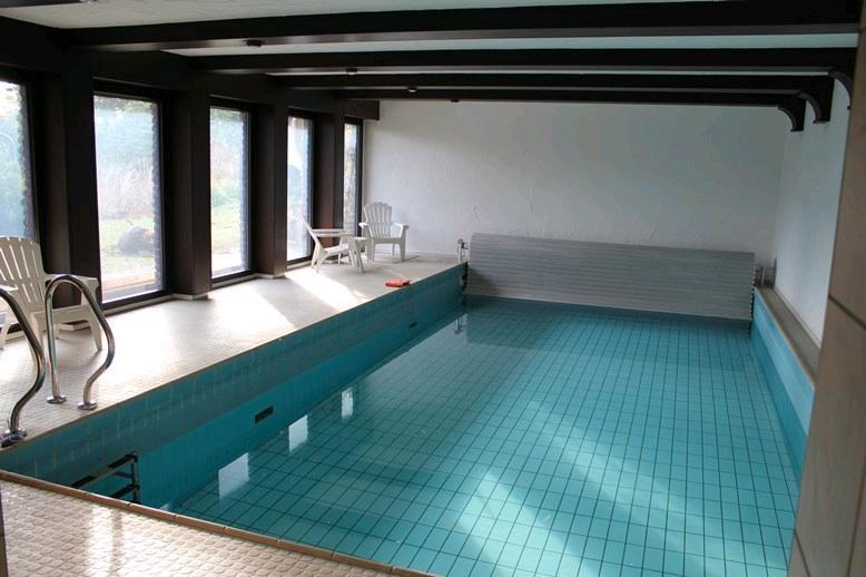 Arbeiten und Wohnen, großzügige Villa zur gewerblichen Nutzung