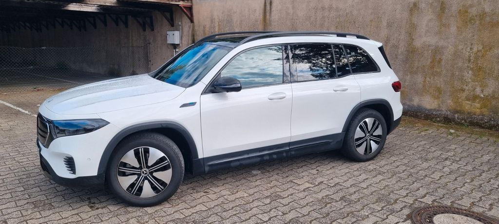 Mercedes-Benz EQB 33.000 km 30.500 € Gernsbach 76593