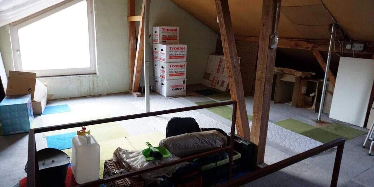 Reihenendhaus Freudenstadt - 5 Zimmer, 136 m&sup2;, 248.000&euro; | Angebot:25703627