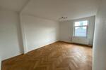 Dachgeschoßwohnung Wilhelmshaven - 5 Zimmer, 166 m&sup2;, 1.350&euro; | Angebot:25880754