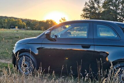 Fiat 500e 28.500 km 18.400 &euro; Bamberg 96049