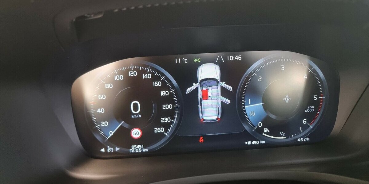 Volvo V60 LED ACC Spur Klima Navi Scheckheft 95.600 km 22.990 &euro; Garrel 49681