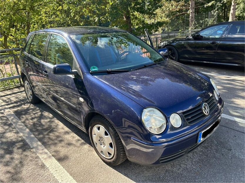 VW Polo 177.500 km 2.400 € Kiel 24109