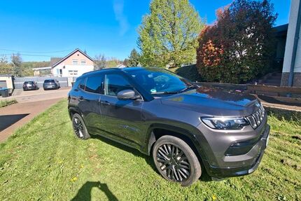 Jeep Compass 37.000 km 21.500 &euro; Illingen 66557