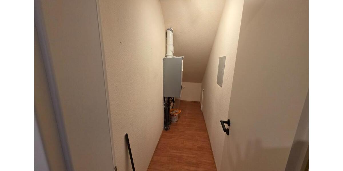 Dachgeschoßwohnung Schloß Holte-Stukenbrock Stukenbrock - 4 Zimmer, 70 m&sup2;, 690&euro; | Angebot:24934981