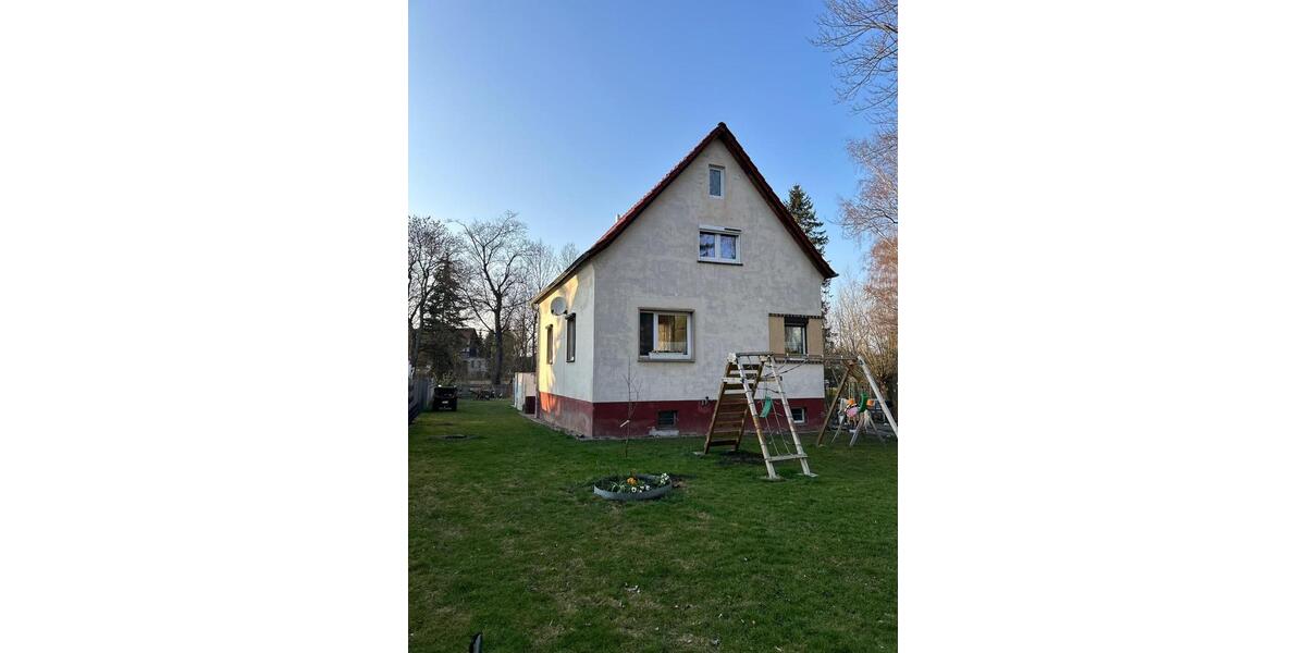 Einfamilienhaus Gotha - 6 Zimmer, 110 m&sup2;, 1.500&euro; | Angebot:25977009